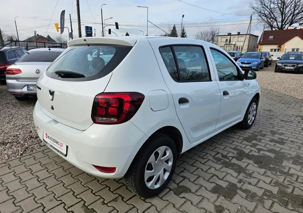 Dacia Sandero cena 36900 przebieg: 95000, rok produkcji 2018 z Brzeg Dolny małe 79